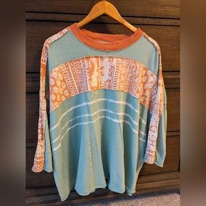 Free People size S, oversized sweatshirt